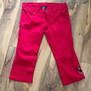 Rock Steady red anchor capris